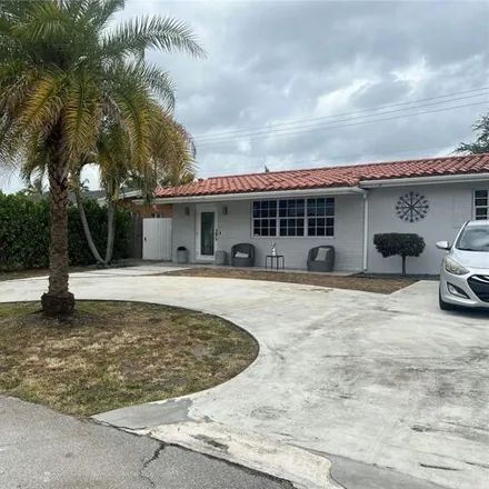 Image 2 - 7651 NW 14th St, Pembroke Pines, Florida, 33024 - House for sale