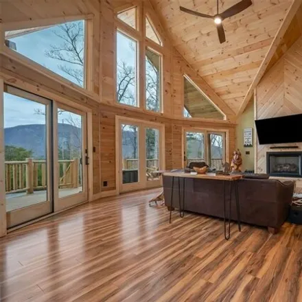 Image 2 - 282 Clear Creek Trail, Lake Lure, Rutherford County, NC 28746, USA - House for sale