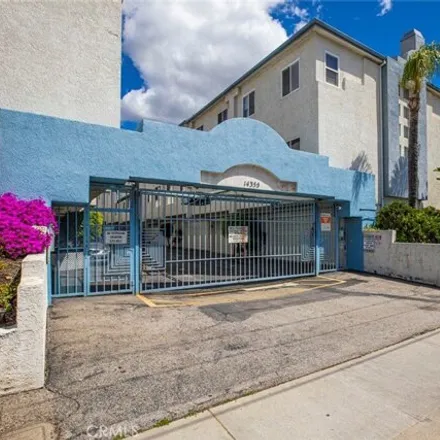 Image 4 - unnamed road, Los Angeles, CA 91342, USA - Townhouse for sale