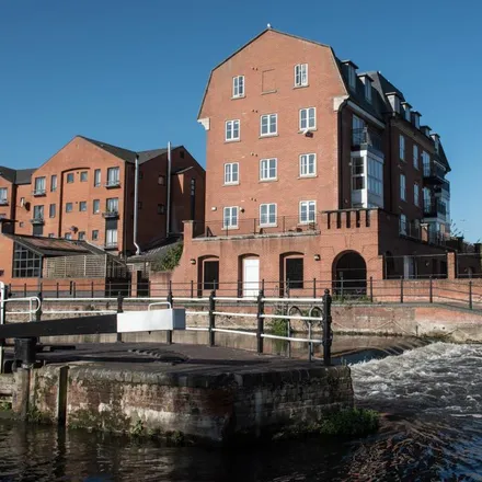 Rent this 2 bed apartment on Bear Wharf in Fobney Street, Katesgrove