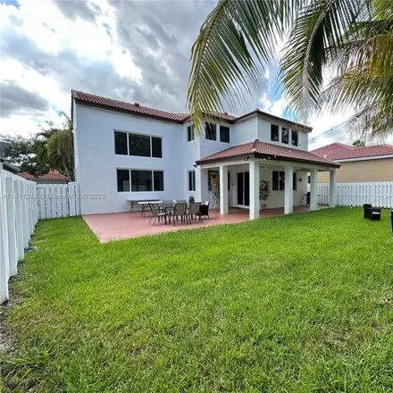 Image 4 - 1307 Camellia Circle, Weston, FL 33326, USA - House for sale