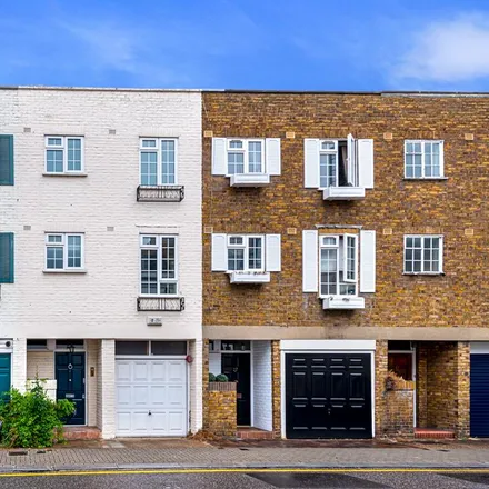 Rent this 2 bed townhouse on 29 Markham Street in London, SW3 4UU