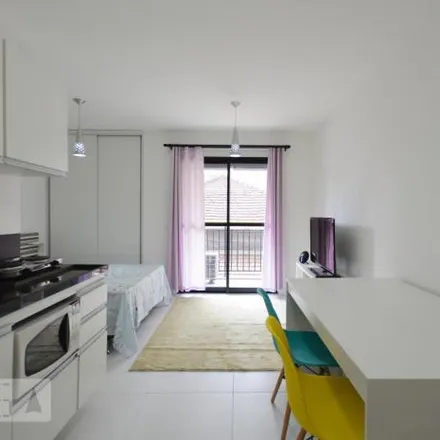 Rent this 1 bed apartment on Avenida Duque de Caxias 512 in Campos Elísios, São Paulo - SP