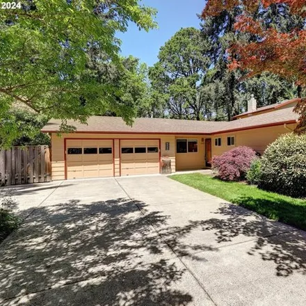 Buy this 4 bed house on 4959 Oakridge Road in Lake Oswego, OR 97035