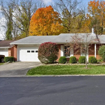 Image 1 - 209 Green Tree Lane, Bellefontaine, OH 43311, USA - Condo for sale