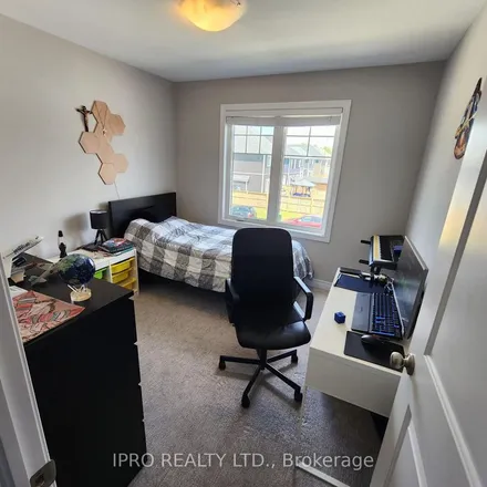 Image 5 - Lamb Crescent, Thorold, ON L3B 5N5, Canada - Townhouse for rent