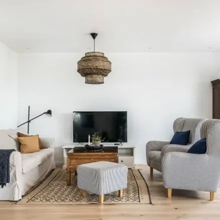 Rent this 4 bed apartment on Fiskaregatan in 231 32 Trelleborgs kommun, Sweden