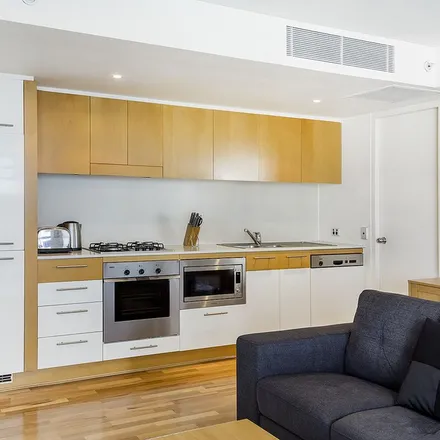 Image 3 - Colonnades, Glen Street, Milsons Point NSW 2061, Australia - Apartment for rent