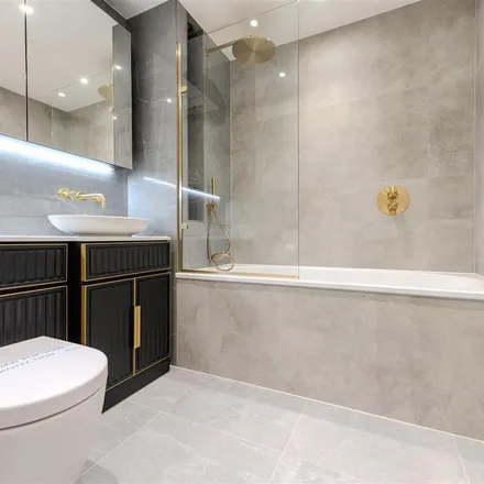 Image 9 - Sienna House, 5 Victory Parade, London, E20 1EW, United Kingdom - Apartment for rent