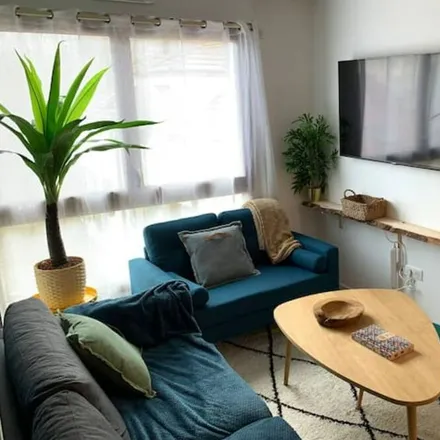Rent this 3 bed apartment on 94800 Villejuif