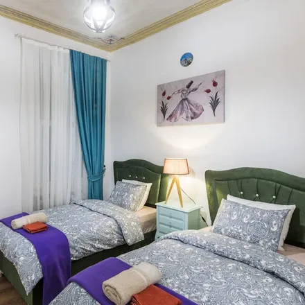 Rent this 2 bed apartment on 34425 Beyoğlu