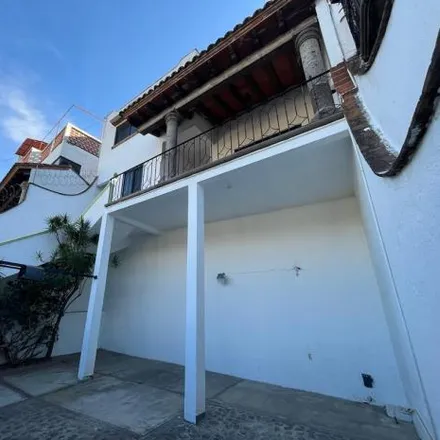 Buy this 3 bed house on Avenida Subida a Chalma in Tlaltenango, 62166 Cuernavaca