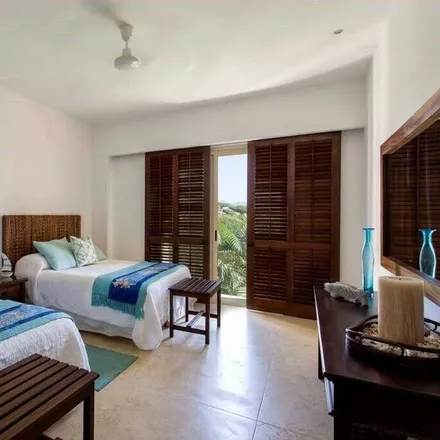 Rent this 5 bed apartment on 40880 Zihuatanejo in GRO, Mexico