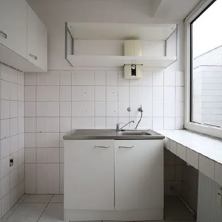 Image 6 - Lenssenstraße 10, 47798 Krefeld, Germany - Apartment for rent