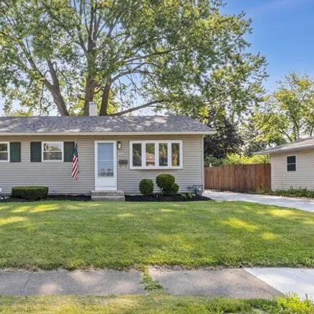 Buy this 3 bed house on 804 Pearson Dr in Joliet, Illinois