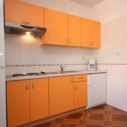 Image 3 - 23250 Pag, Croatia - Apartment for rent