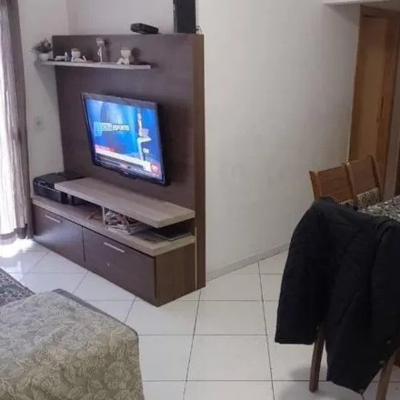 Buy this 3 bed apartment on Avenida Doutor Mário Luís Paulucci in Água Quente, Taubaté - SP
