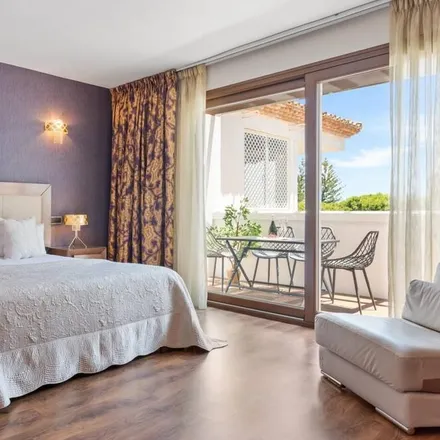 Rent this 3 bed apartment on Puerto Banús (Hotel Pyr) in Autovía del Mediterráneo, 29660 Marbella