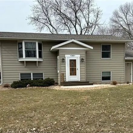 Buy this 3 bed house on 1348 11th Street Southeast in Willmar, MN 56201