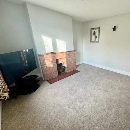 Image 4 - Bure Homage Lane, Christchurch, BH23 4DH, United Kingdom - House for rent