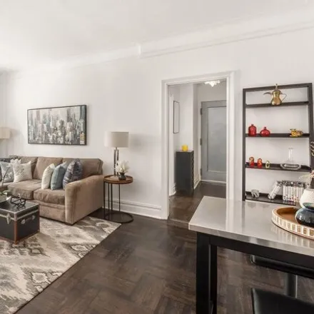 Image 2 - 240 West 75th Street, New York, NY 10023, USA - Apartment for sale