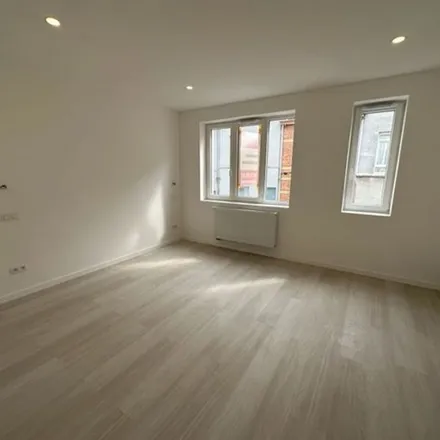 Rent this 4 bed apartment on Luxemburgstraat 19 in 2020 Antwerp, Belgium