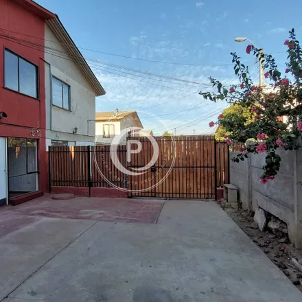 Rent this 3 bed house on Bobe in 246 0748 Villa Alemana, Chile