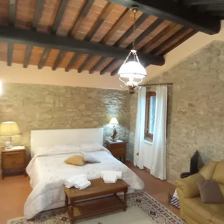 Rent this 5 bed house on Toscana in Strada Regionale Lucchese, 51130 Serravalle Pistoiese PT