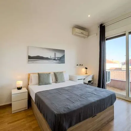 Image 2 - Barxia, Carrer de Besa, 08904 l'Hospitalet de Llobregat, Spain - Apartment for rent