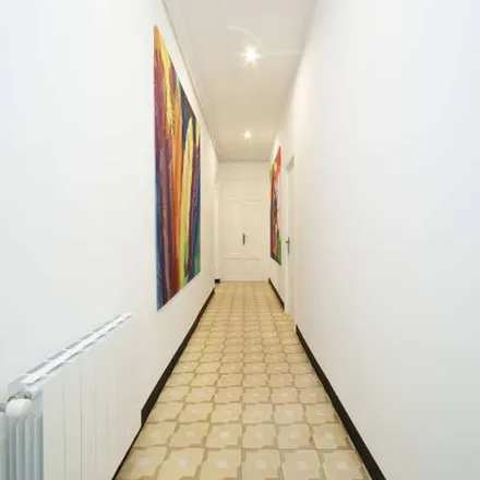 Image 2 - Carrer de Nàpols, 137, 08013 Barcelona, Spain - Apartment for rent