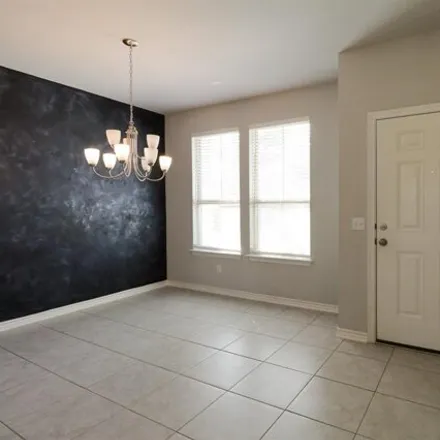 Image 3 - 752 Hays Hill Drive, Georgetown, TX 78633, USA - Condo for rent