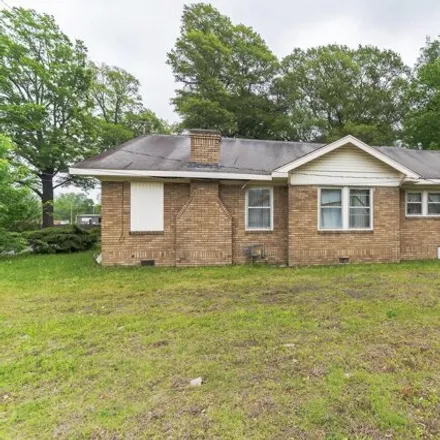 Buy this 3 bed house on 179 North Spruce Street in North Little Rock, AR 72114