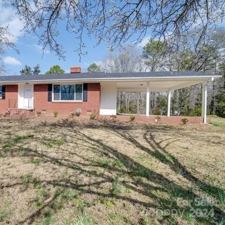 Buy this 3 bed house on 2208 Eastview Road in Rock Hill, SC 29732