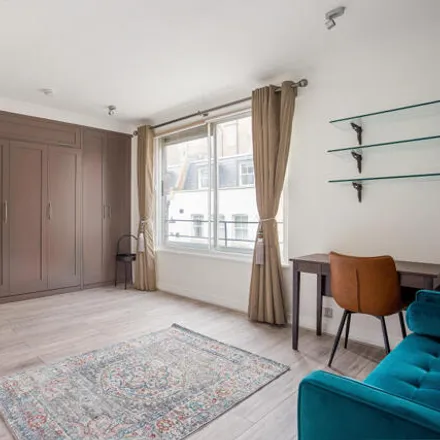 Rent this studio apartment on 7-9 Pont Street in London, SW1X 9EL