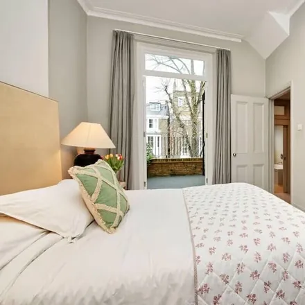 Rent this 1 bed apartment on London in SW10 9BS, United Kingdom