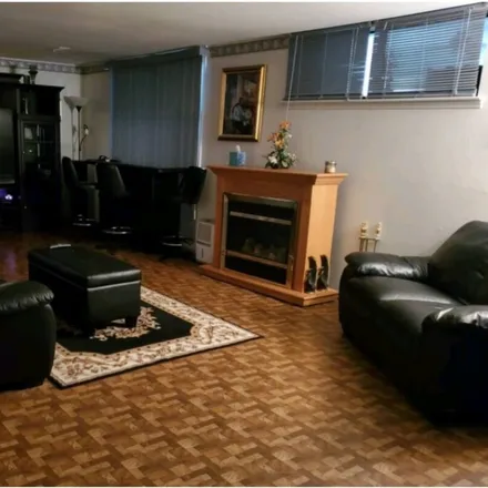 Rent this 2 bed house on Newark