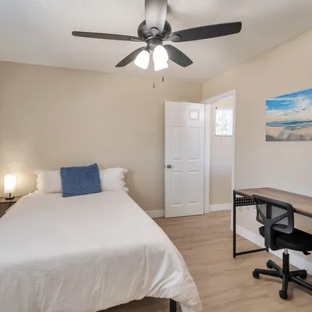 Image 1 - Phoenix, Alhambra, AZ, US - Room for rent