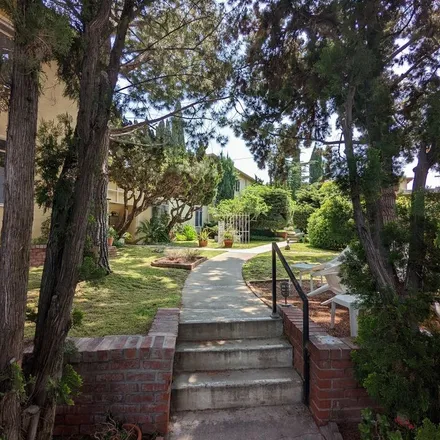 Image 1 - Saint Casimir School, Evans Street, Los Angeles, CA 90227, USA - Townhouse for sale