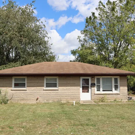Buy this 3 bed house on 209 Newcastle Court in Lexington, KY 40504