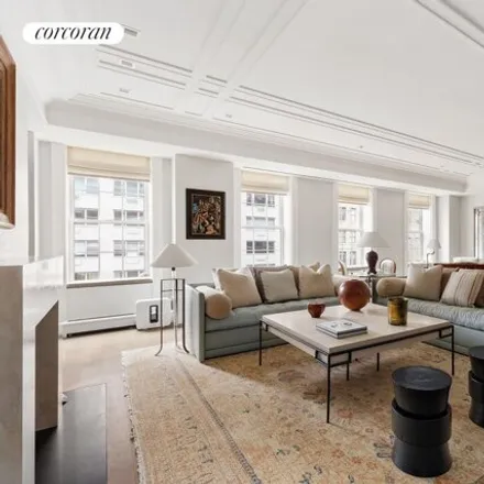 Image 2 - 40 East 72nd Street, New York, NY 10021, USA - Condo for sale