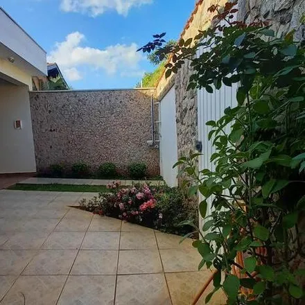 Buy this 3 bed house on Rua Bepe Vanni in Doutor Laurindo, Tatuí - SP