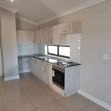Image 7 - Joslyn Crescent, Nelson Mandela Bay Ward 12, Eastern Cape, 6025, South Africa - Townhouse for rent