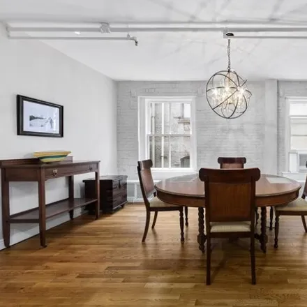 Image 5 - 407 East 91st Street, New York, NY 10128, USA - Apartment for sale