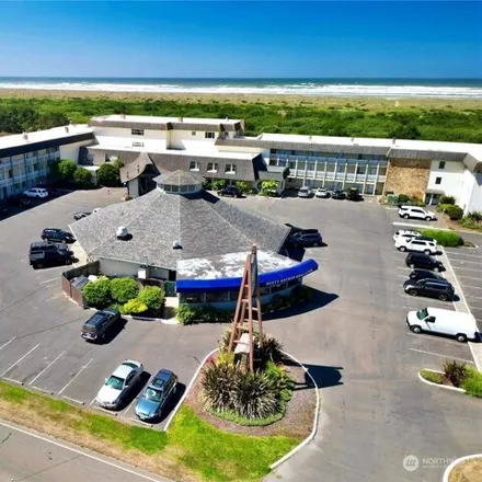 Image 1 - The Polynesian Resort, Ocean Shores Boulevard Northwest, Ocean Shores, Grays Harbor County, WA 98569, USA - Condo for sale