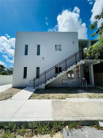 Image 3 - 580 Northwest 34th Street, Miami, FL 33127, USA - Duplex for sale