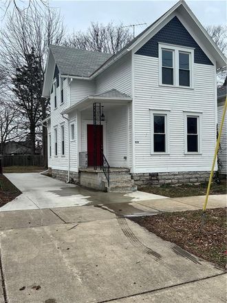Rent this 3 bed house on W Adams St in Sandusky, OH