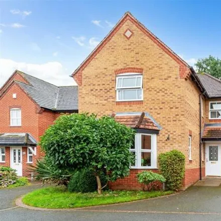 Buy this 4 bed house on Far Forest Lea Memorial CofE Primary School in Oakleaf Rise, Rock