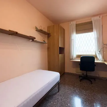 Image 3 - Condis, Rambla del Brasil, 32, 08028 Barcelona, Spain - Apartment for rent