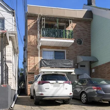 Buy this 1 bed condo on Pentecostal Church of Jesus in Palisade Avenue, West New York
