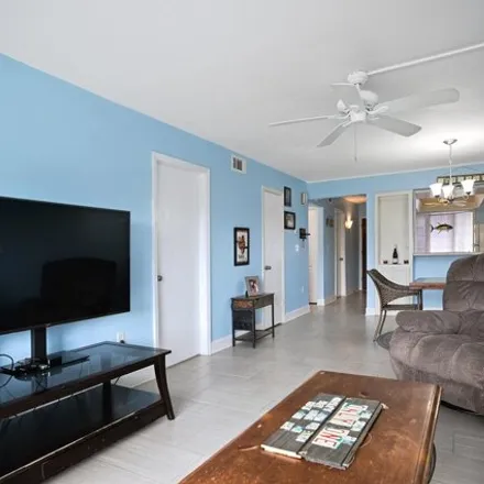 Image 6 - 1376 South Miramar Avenue, Indialantic, Brevard County, FL 32903, USA - Condo for sale